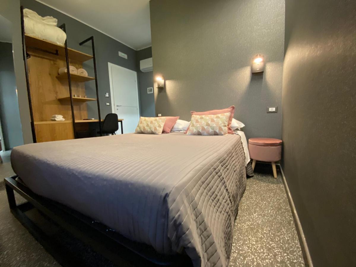 פסקרה La Taverna Antica Rooms מראה חיצוני תמונה